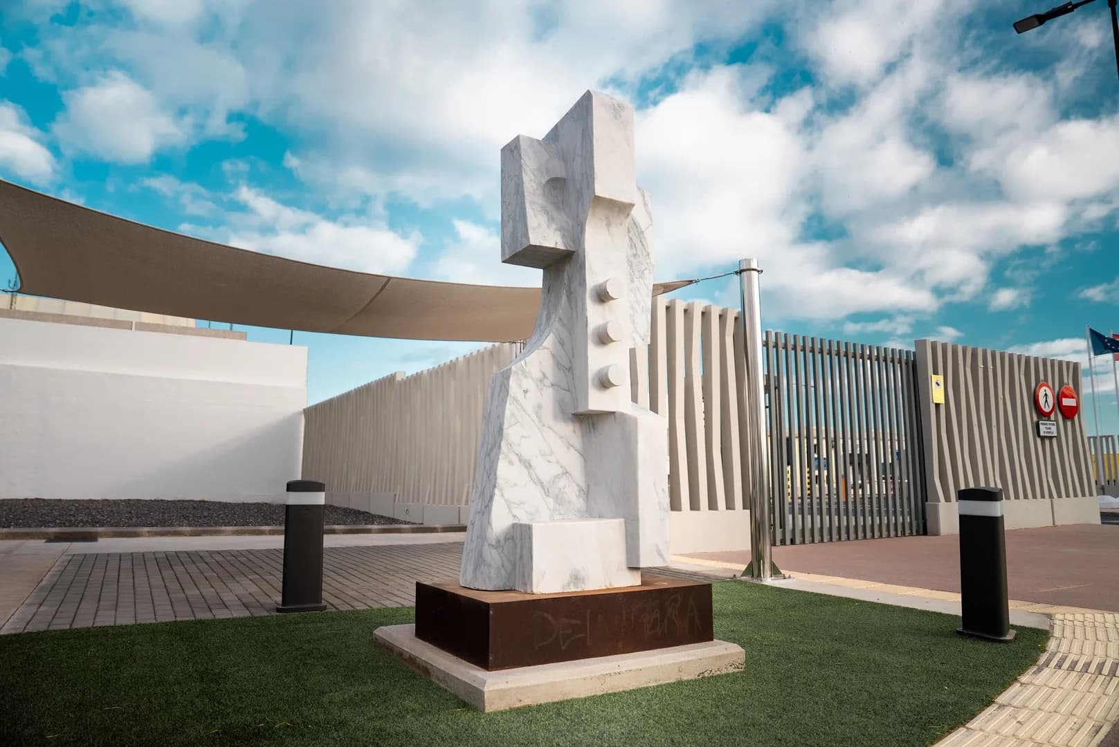 Sin Título - Imagen 1